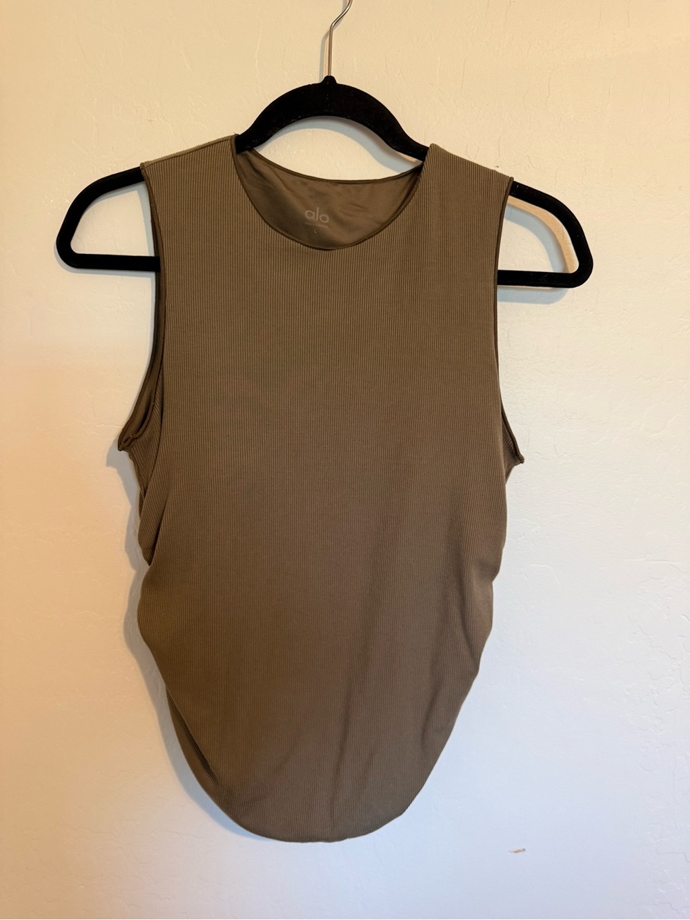 ALO Yoga Olive Tree Ribbed En Pointe Tank